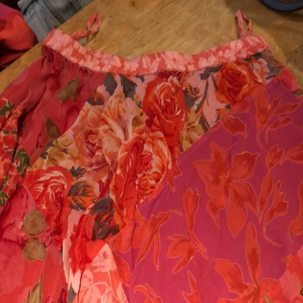 Coldwater creek melon/pink/red flowy skirt - Picture 4 of 6